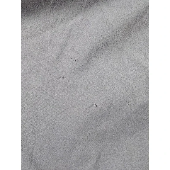 Under Armour HeatGear Shorts Mens 36 Gray Loose Fit Flat Front Athletic *Read - Picture 9 of 10